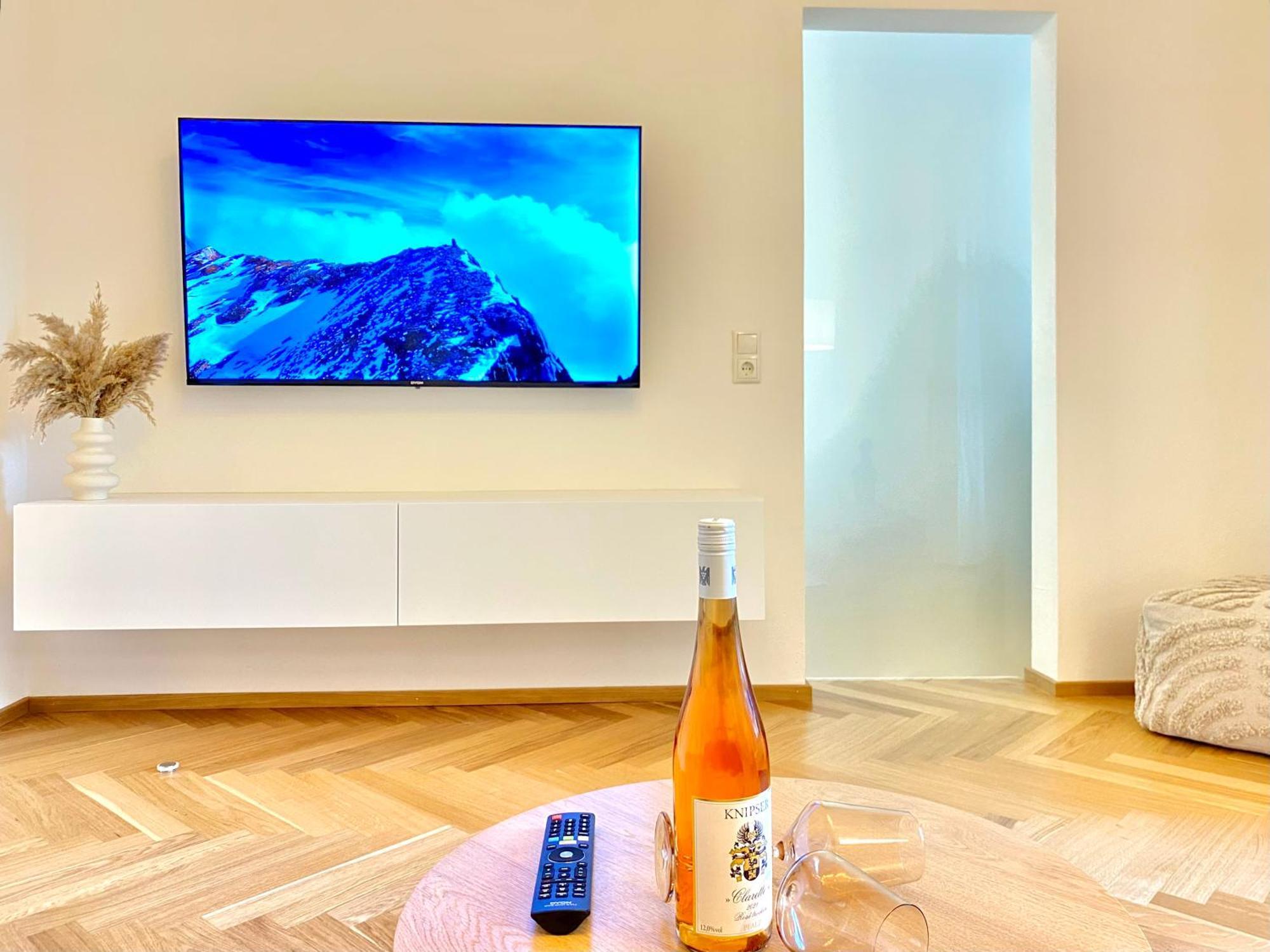 Butler Golden Glory I Zentrum I Kueche I Parken I Netflix Appartement *
